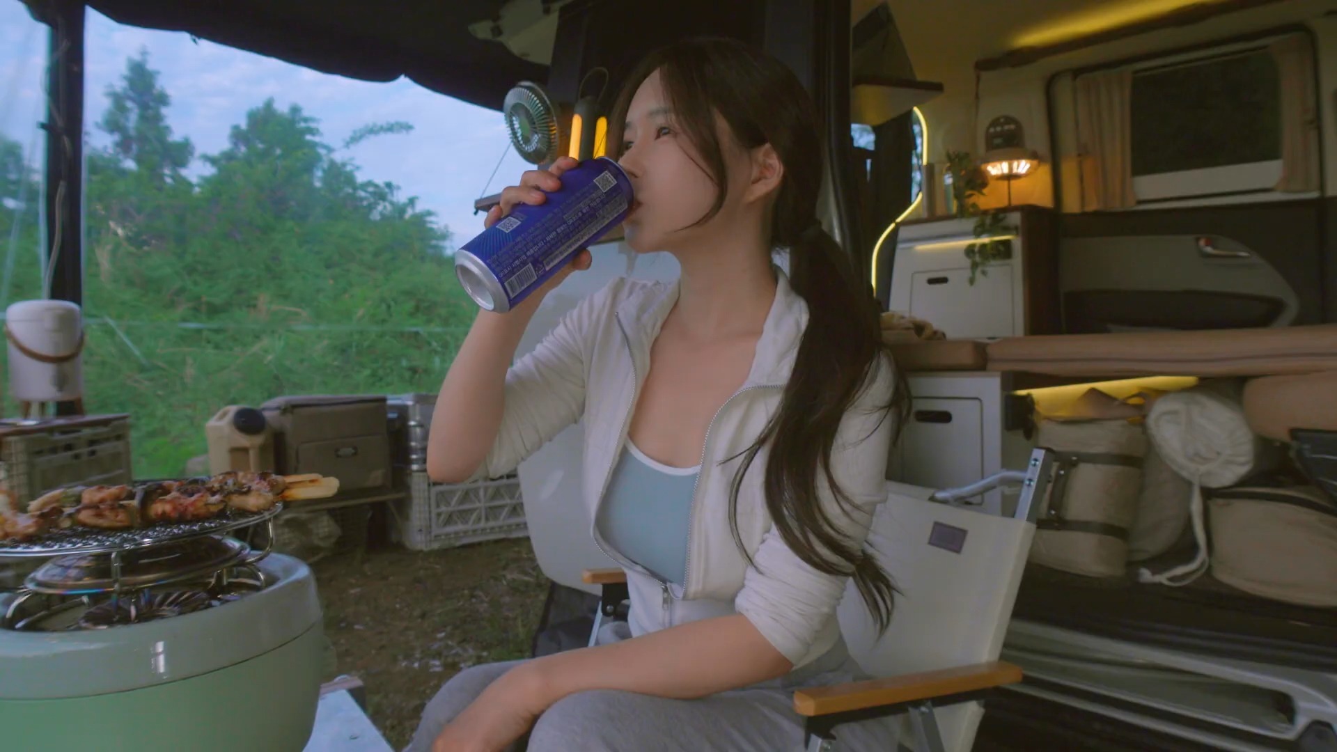 国台办介绍第八届海峡两岸青年发展论坛成果